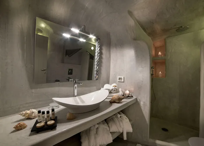 Kima 4* Oia (Santorini)